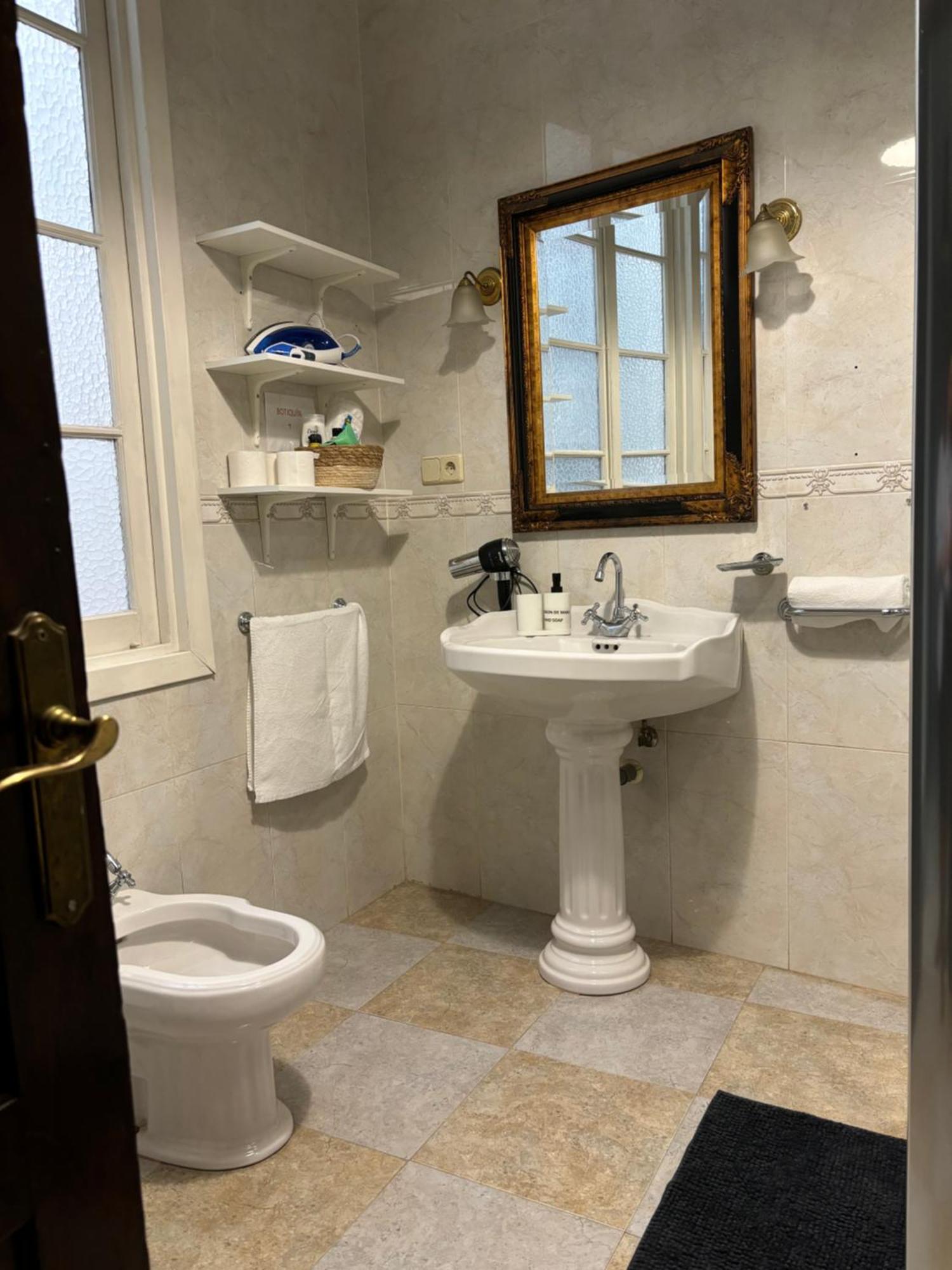 Apartamento En El Centro Historico De Málaga Exteriör bild